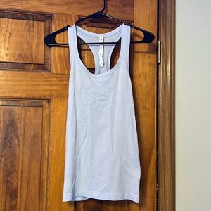 Swiftly tech racerback 2.0 serene blue size 4